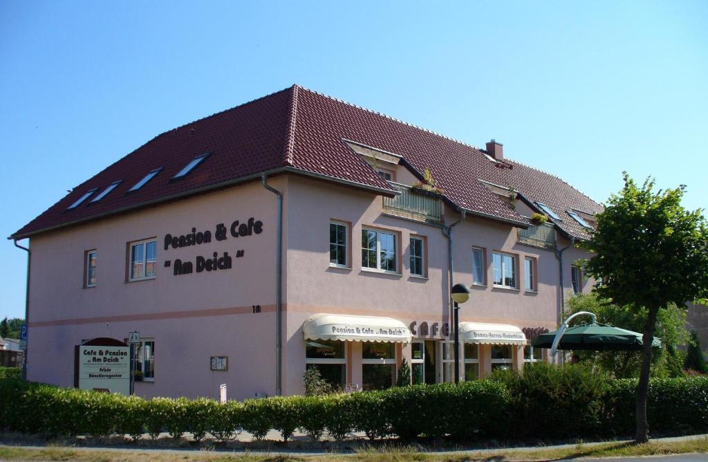 Pension Am Deich Kröslin エクステリア 写真