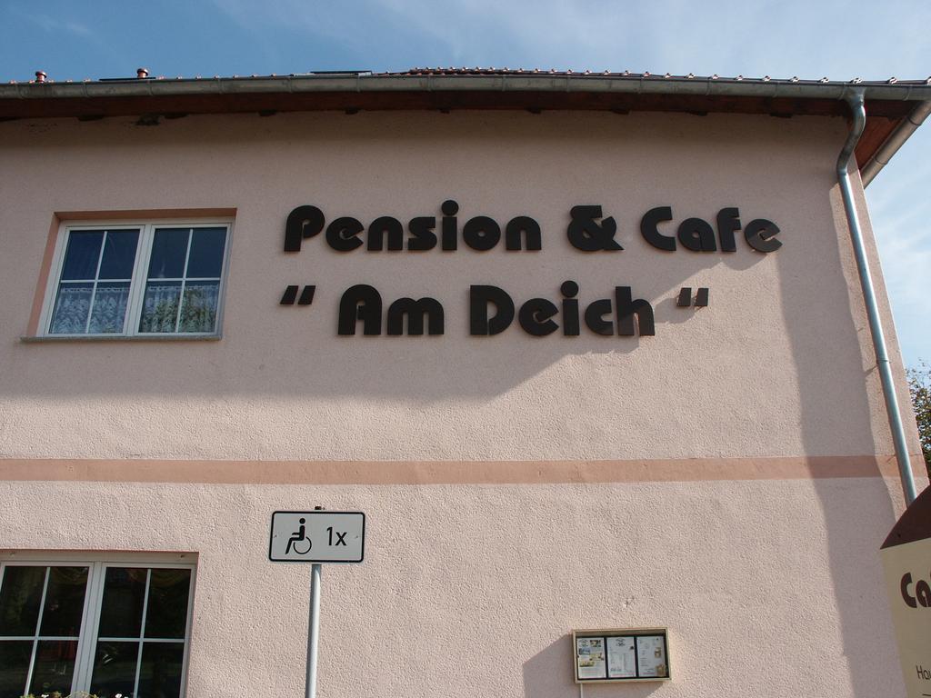 Pension Am Deich Kröslin エクステリア 写真